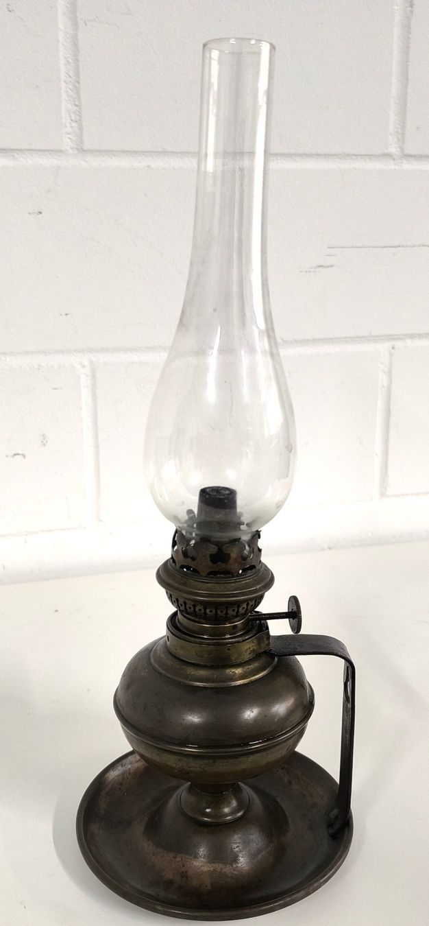 Lampes: Petroleumlampe aus Messing – D'occasion à Volketswil par brockipfannenstil 1