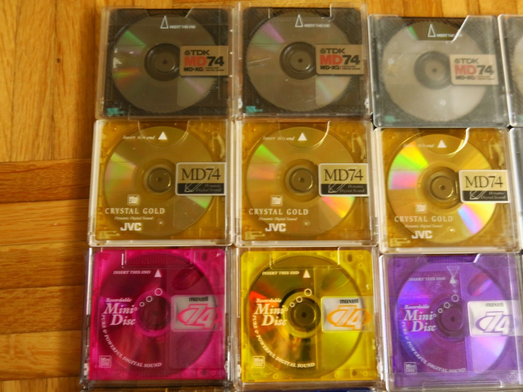 Minidisc: 21 Mini Discs mit Aufbewahrungsbox – Usato da Sargans venduto da Tritonurs 1