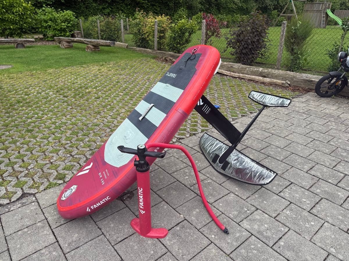 Tavole da surf e di nuoto: Wingfoil-Board mit Foil – Usato da Stabio venduto da Schub08