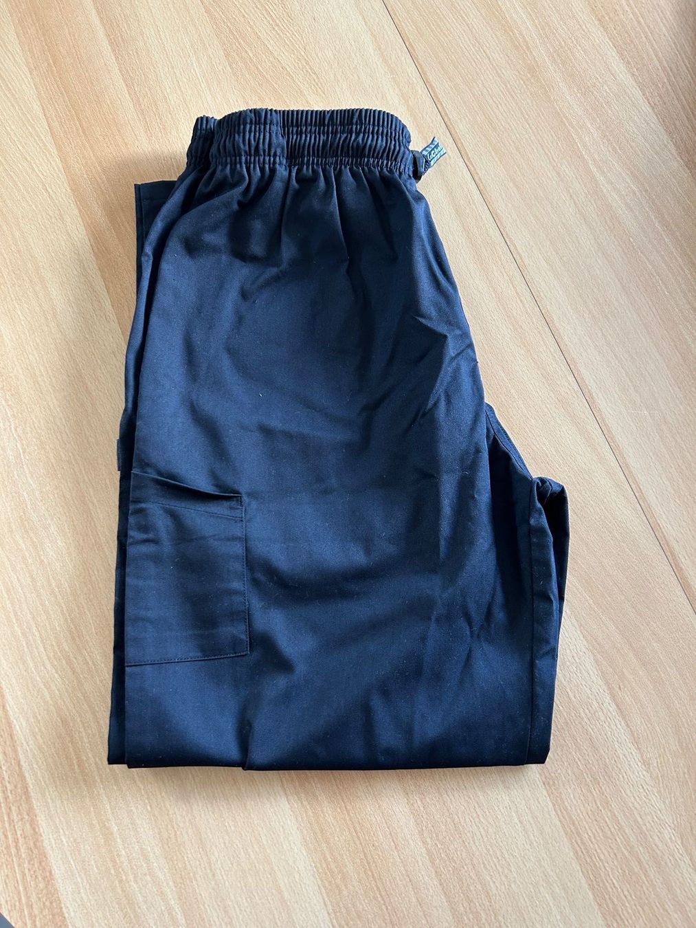 Pantaloni: 4x LeChef Professional Kochhosen schwarz – Usato da Azmoos venduto da greenstone13 1