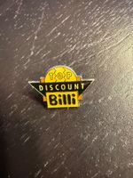 Top Discount Billi Anstecker – Seltenes Sammlerstück!