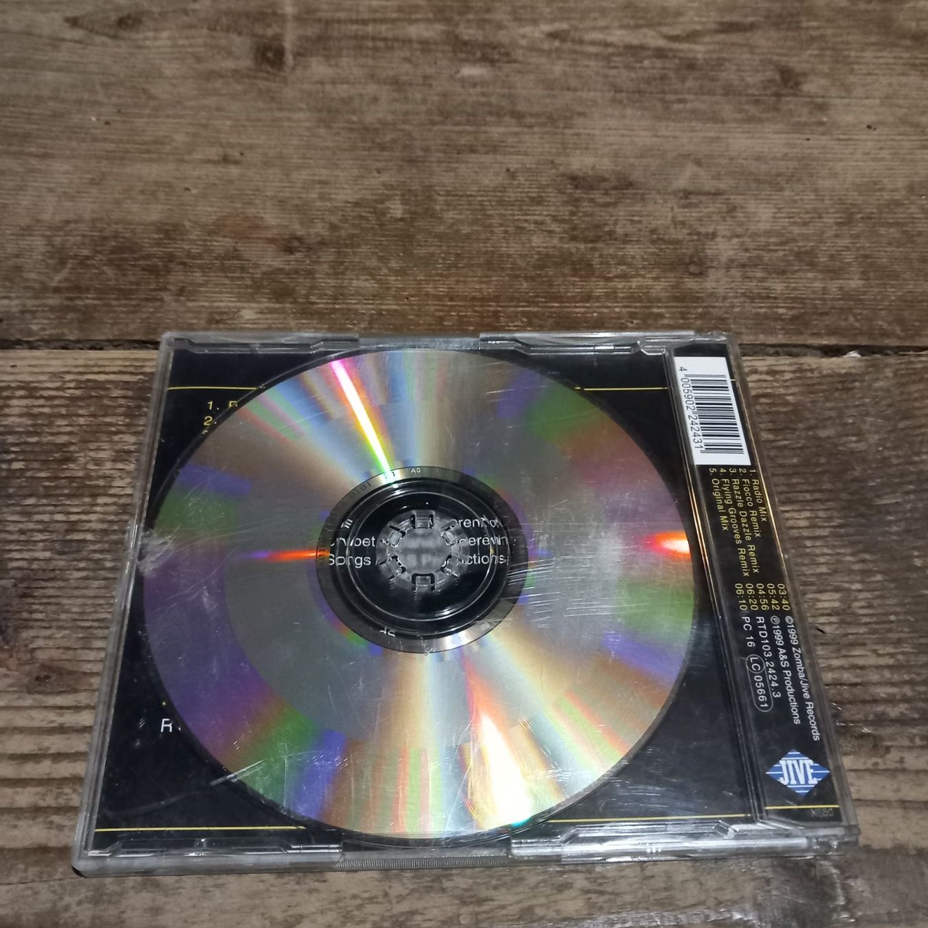 CDs: Scoop - Drop It – Gebraucht aus Ganterschwil von zaz_h9b6 2