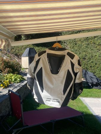 Veste moto Alpinestars cuir noir blanc occasion
