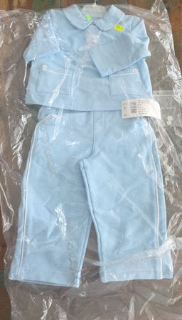 Baby Anzug hellblau Grösse 6 monate neu mit Etikett