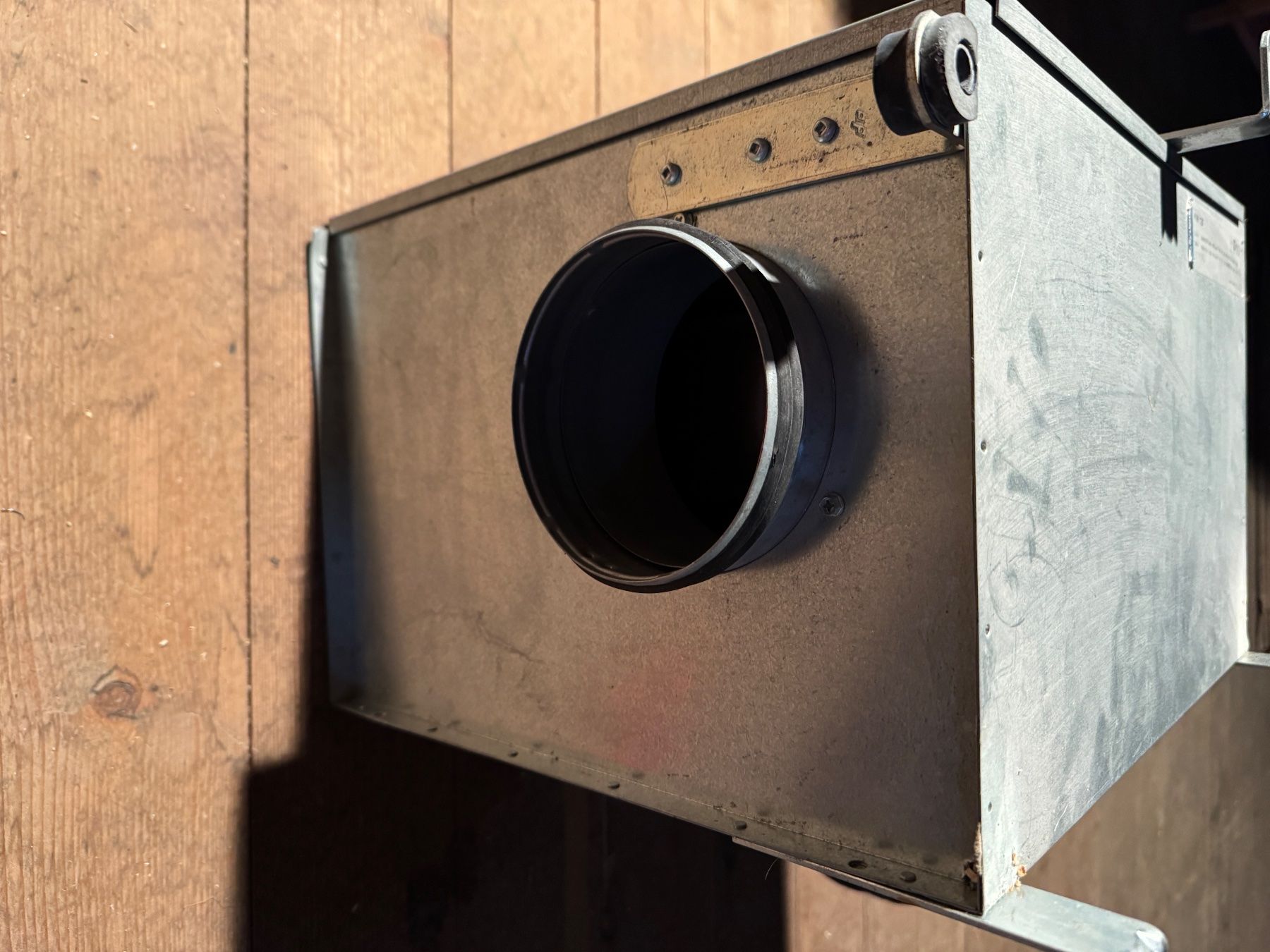 Ventilatori: Systemair Rohrventilator KVK125 230V – Usato da Langenthal venduto da Jurafox 3