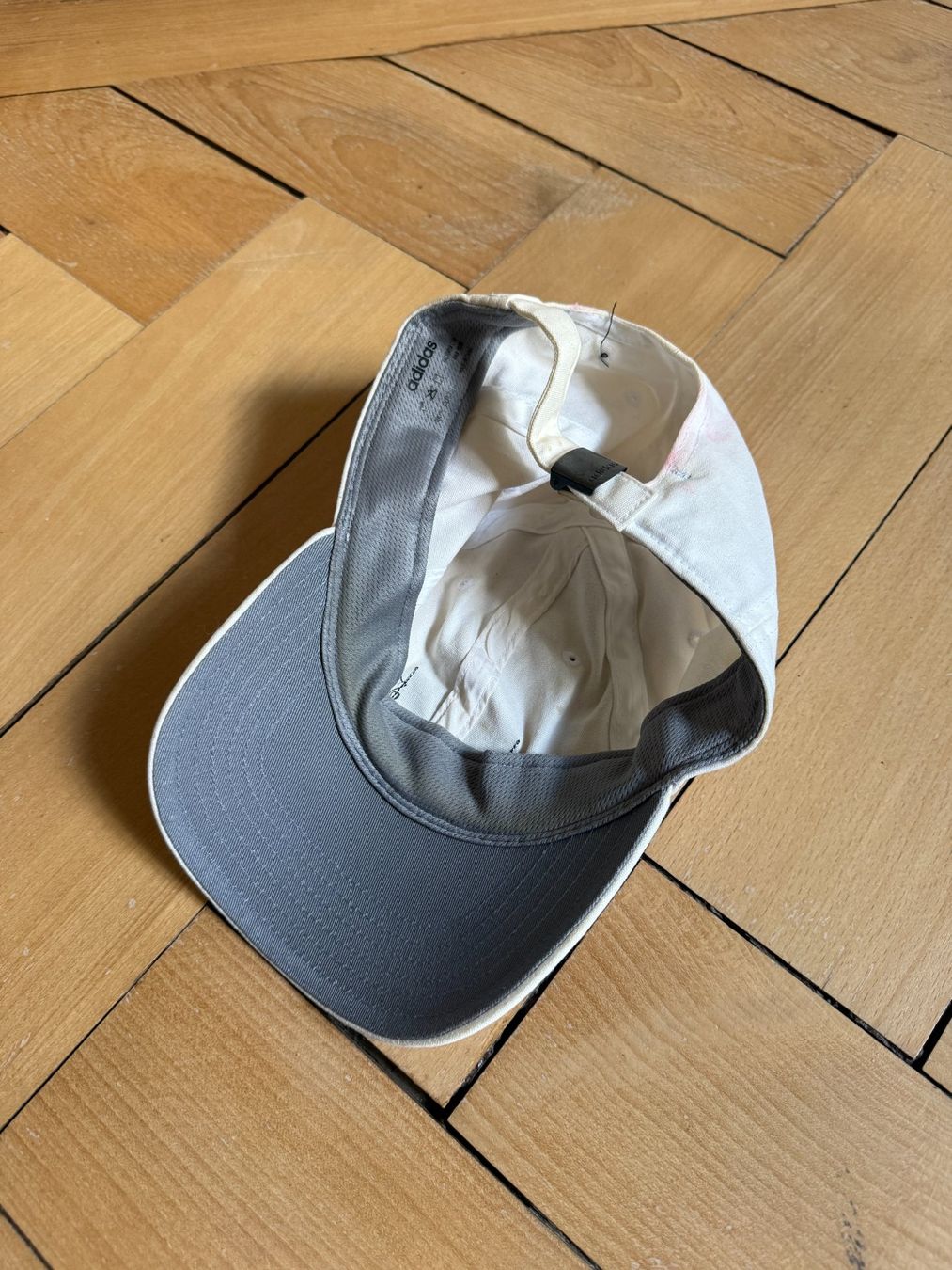 Adidas Chapeaux, bonnets & casquettes: ADIDAS - Sport Cap weiss – D'occasion à Zürich par Diazaio 1