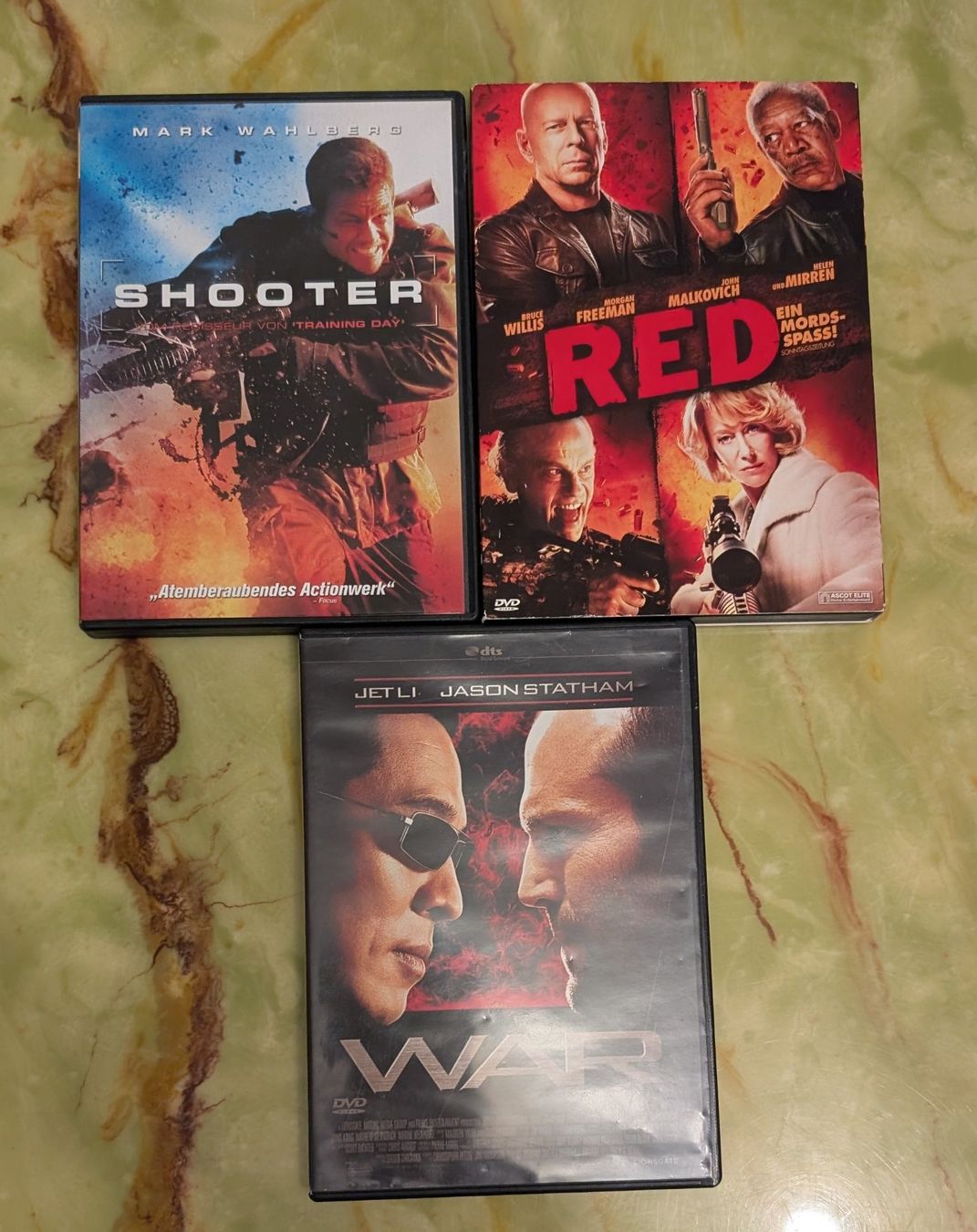 Alle DVDs: DVD SetNr.50(Shooter, WAR, R.E.D.) – Gebraucht aus Riehen von fab_972b