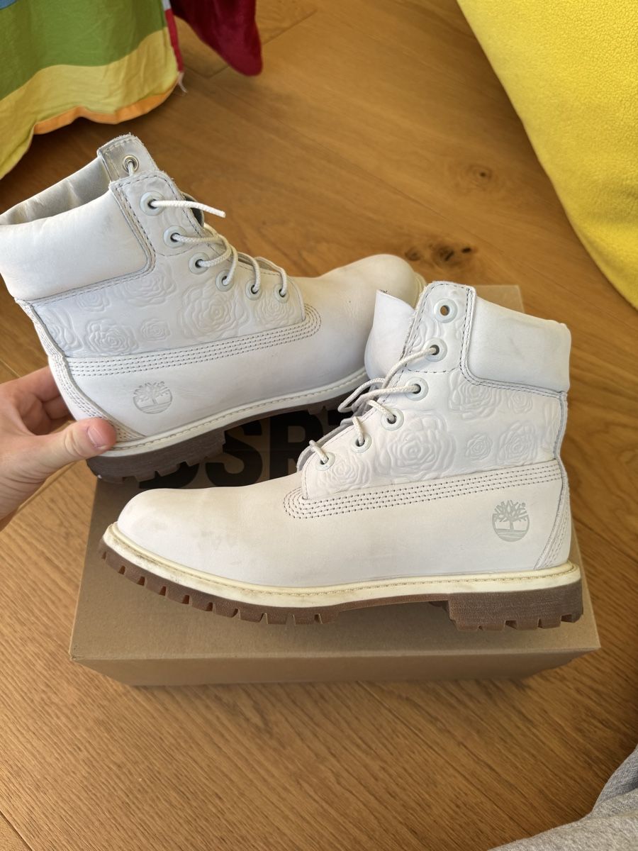Timberland Scarpe da uomo: Timberland Weiss T40 G40 – Nuovo (secondo la descrizione) da St-Légier-Chiésaz venduto da NeotPeter 2