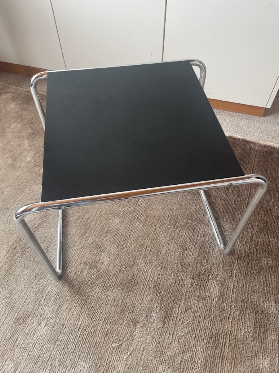 Tables: Beistelltisch Design Klassiker – D'occasion à Freidorf TG par ibipatria