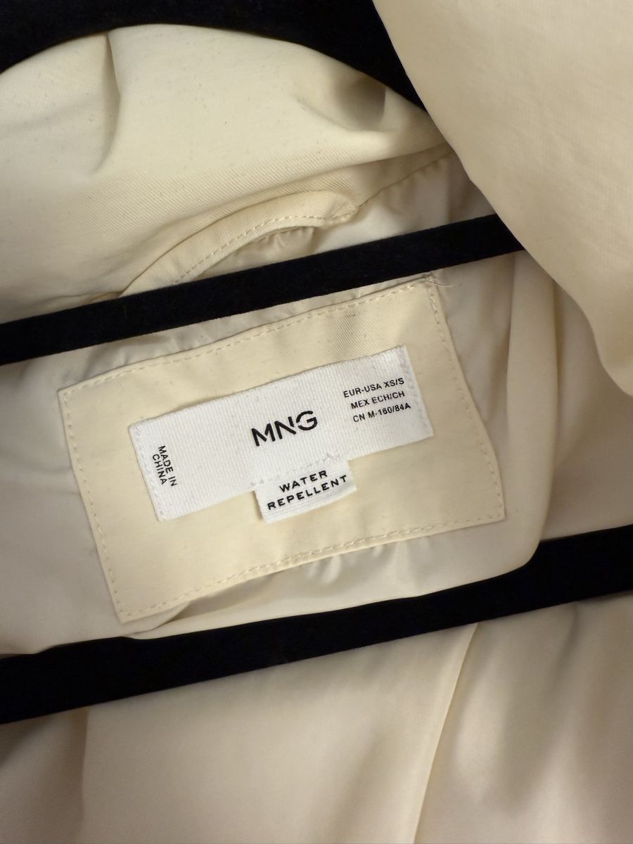 Mango Giacche: Mango Winterjacke XS-S – Nuovo (secondo la descrizione) da Niederglatt ZH venduto da Vladaa 3