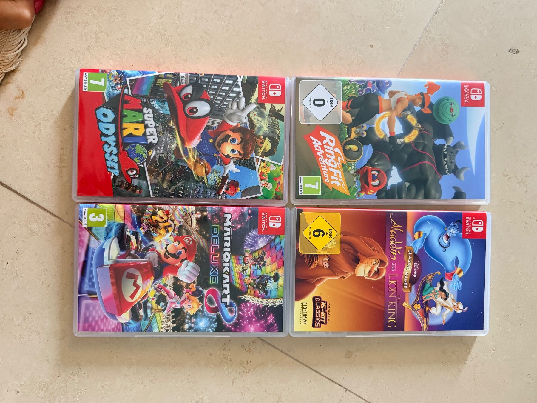 Nintendo Console: Nintendo Switch Set  Konsole, 4 Joy-Cons & 4 Spiele – Usato da Solothurn venduto da jolly_vrs 1