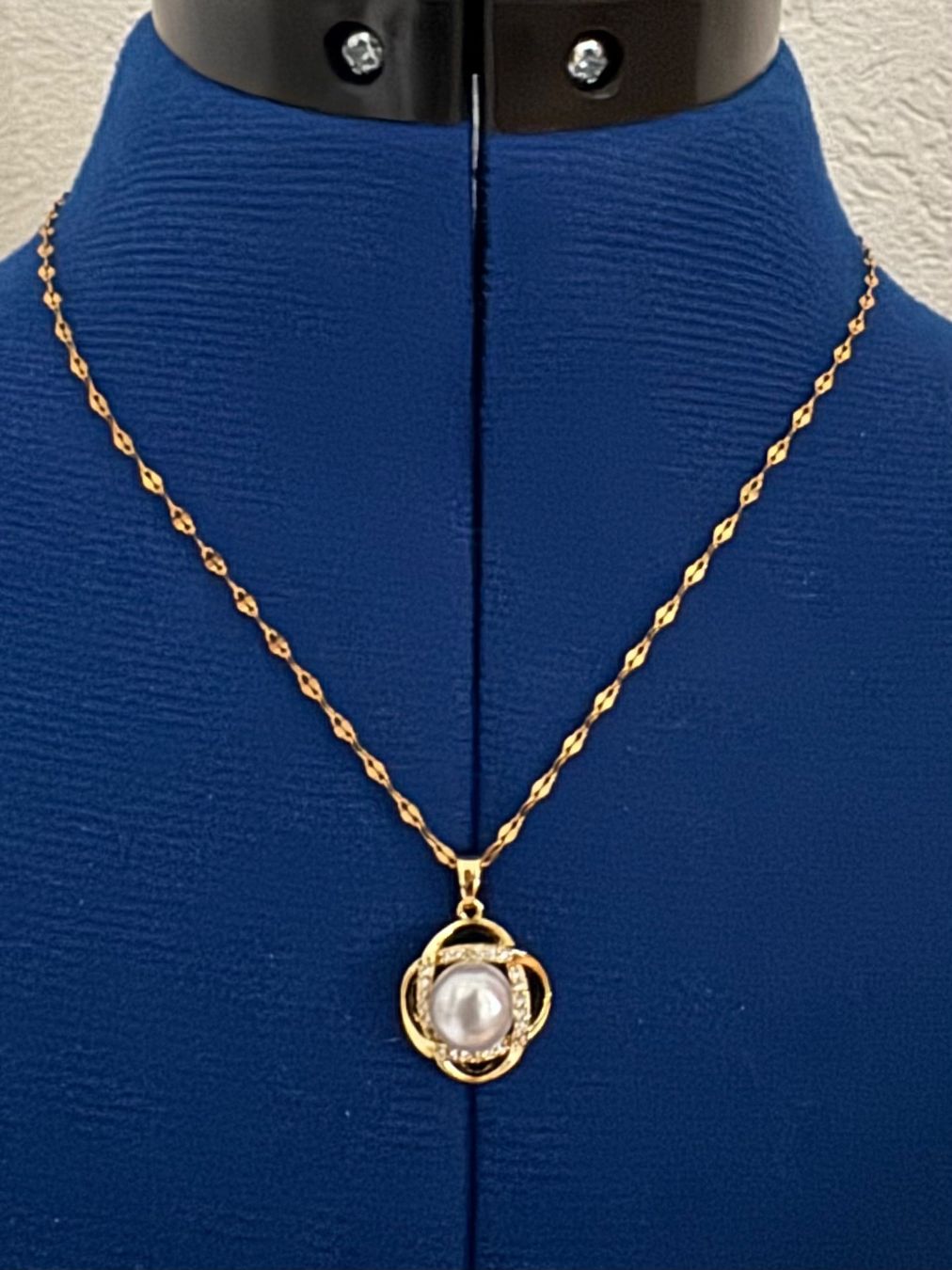 Catenine: Kette mit Perle – Nuovo (secondo la descrizione) da Dübendorf venduto da Sonibell