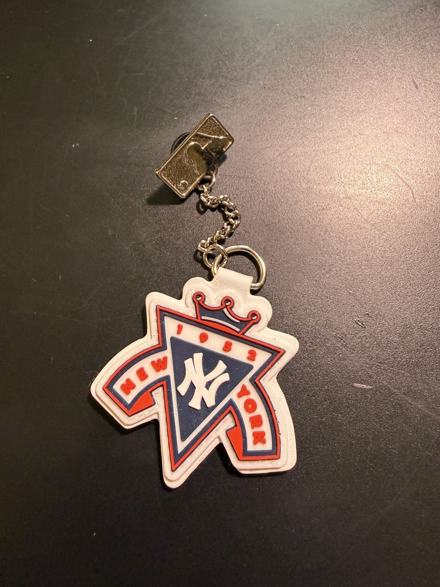 Placchette & Badge: New York Yankees Pin – Nuovo (secondo la descrizione) da Zürich venduto da kuengka