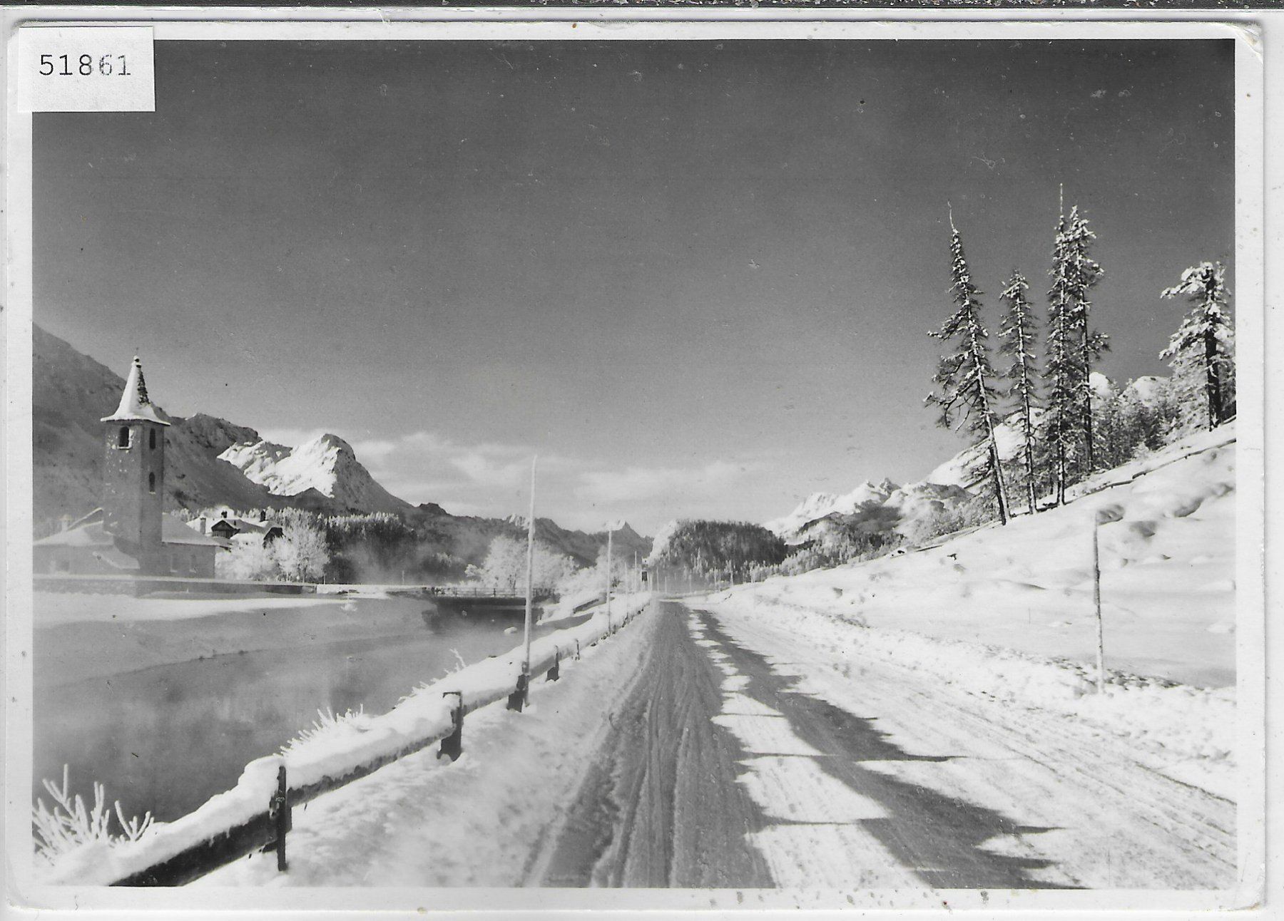 Ansichtskarten: Maloja Passstrasse bei Sils-Baselgia im Winter – Gebraucht aus Ettingen von Kartenplanet