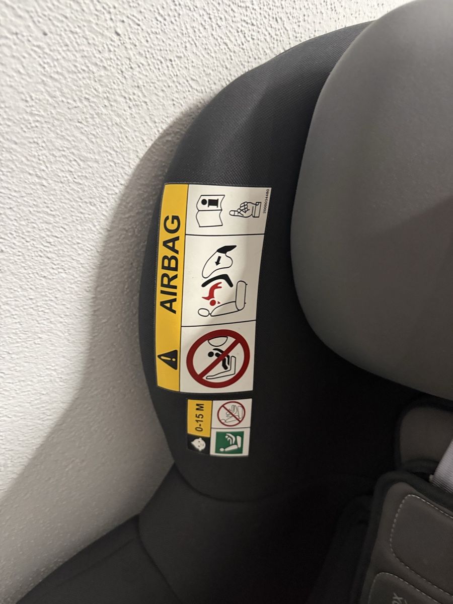 Britax Römer Seggiolini per auto: Britax Römer Dualfix M i-Size Kindersitz – Usato da Dübendorf venduto da alexandru_gal 5