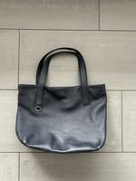 Coccinelle Tasche aus blauem Leder