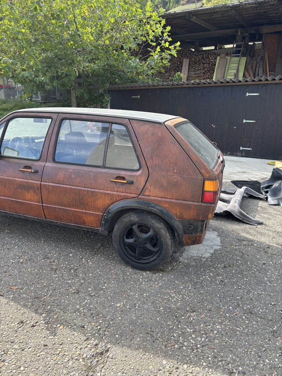 VW Automobili: Vw Golf 2  – Usato da Olten venduto da Jonashengartner 1