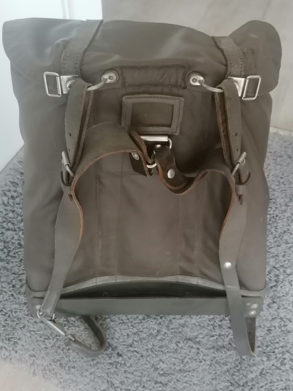 Schweizer Armee Zaini: Militär Gebirgsrucksack 73 – Usato da Arch venduto da Tino57 4