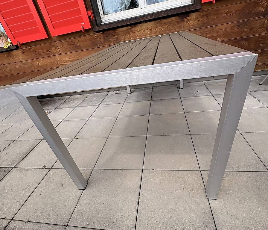 Tables: Gartentisch 180x89 cm  – D'occasion à Gebertingen par sternchen05