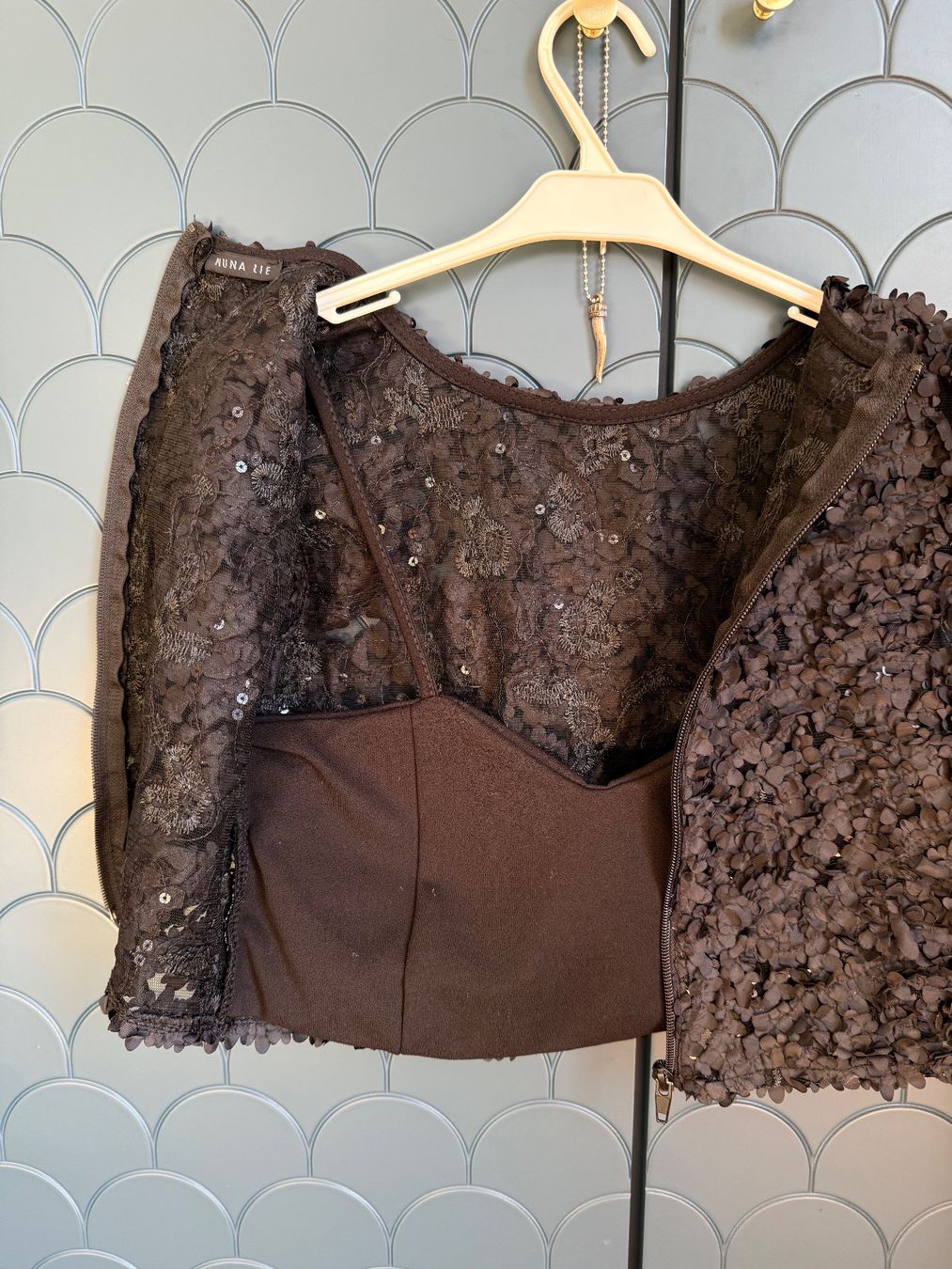 Top: Top Nuna Lie elegante – Nuovo (secondo la descrizione) da Bellinzona venduto da bul_mvy5 3