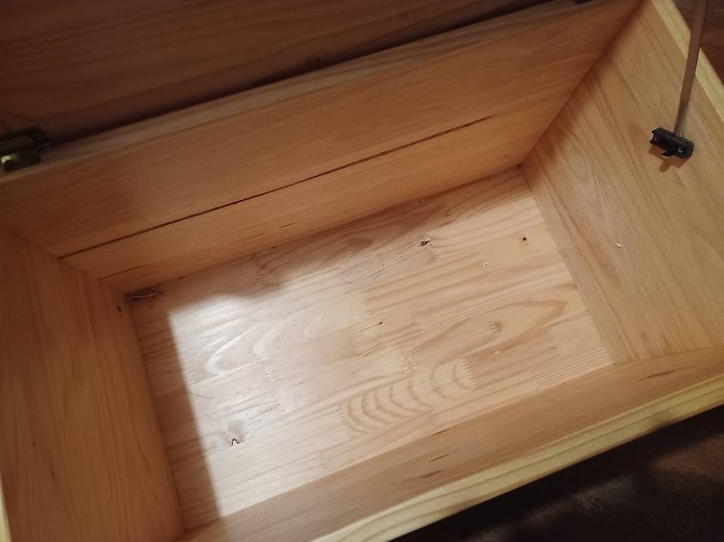 Truhen: Holztruhe mit Räder  – Gebraucht aus Niederbipp von flodur55 2
