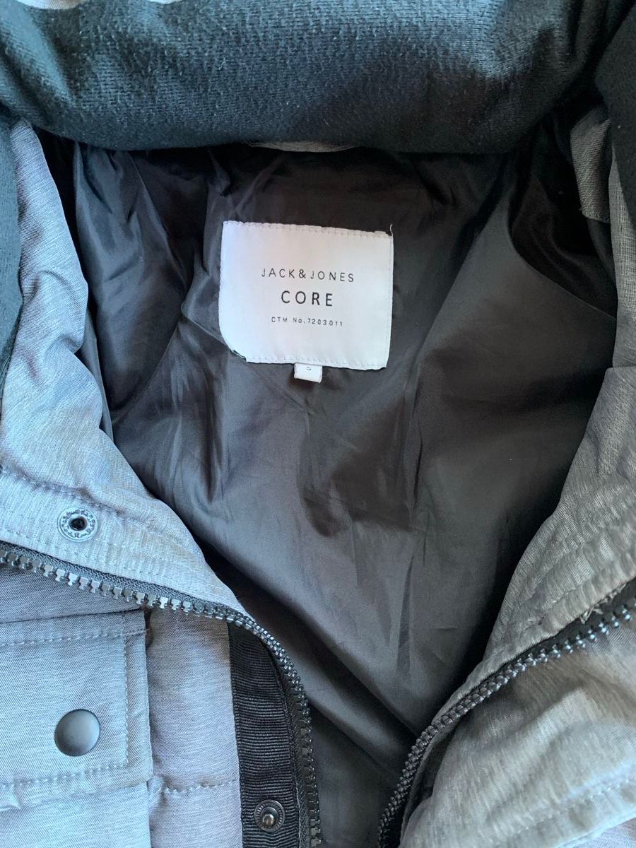 Giacche & Cappotti: Jack&Jones Winterjacke – Usato da Wichtrach venduto da xSelpio007 1