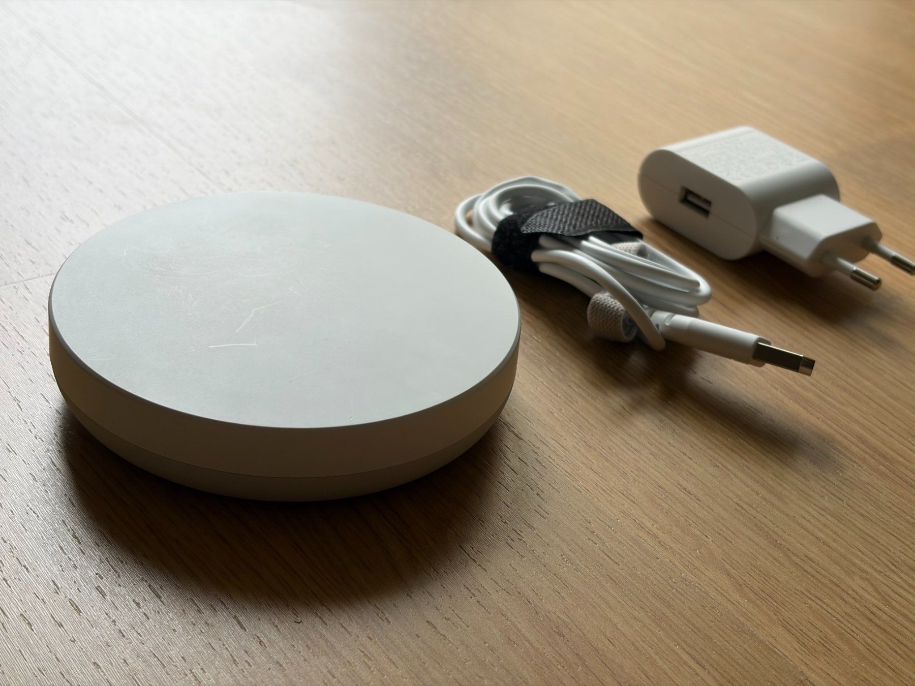 Hub & Switch: IKEA DIRIGERA Smart-Home-Hub inkl. Netzteil & USB-Kabel – Nuovo (secondo la descrizione) da Zürich venduto da greg_richrd 1