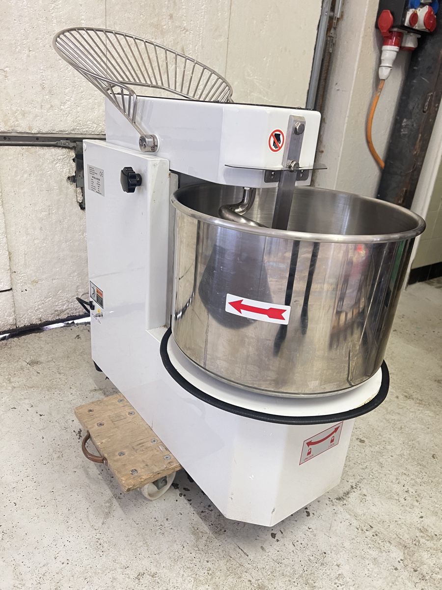 Elettrodomestici da cucina: Knetmaschine Teigmaschine – Usato da Buchs AG venduto da imar82 2