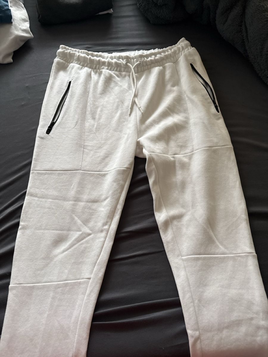 Pantaloni: weisse trainerhose – Usato da Rudolfstetten venduto da sea_5pw7