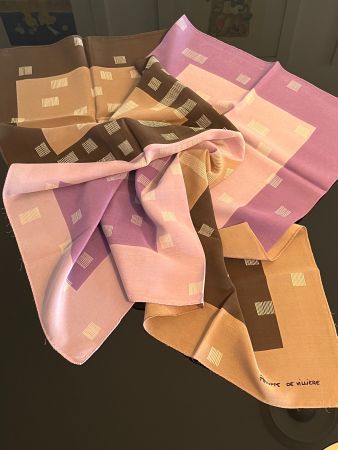 ✨ Foulard Philippe de Villiere Soie Vintage 1970 – 80x80