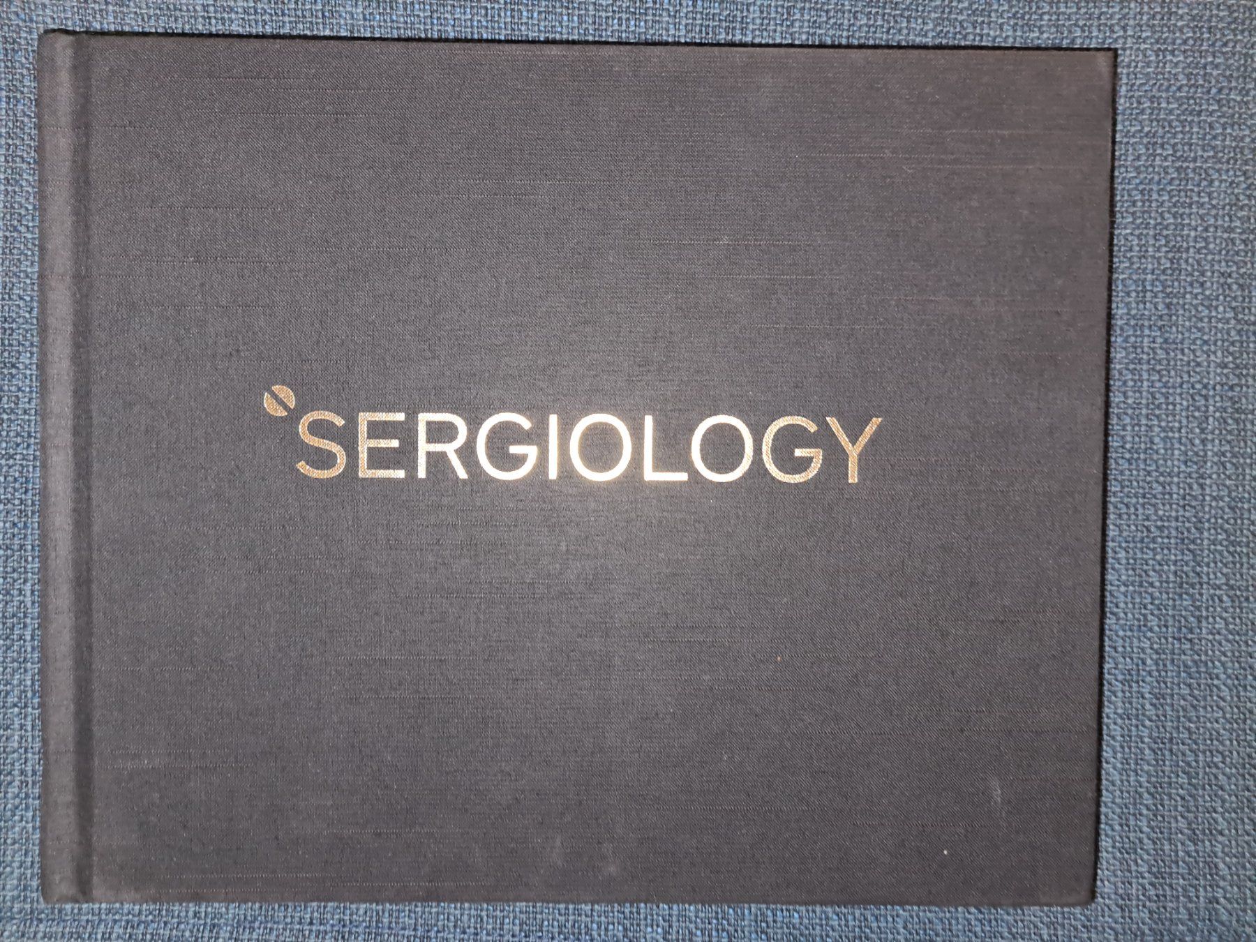 Libri: Sergiology v. Sergio Herman - Englische Version – Nuovo (secondo la descrizione) da Zumikon venduto da Rosa26