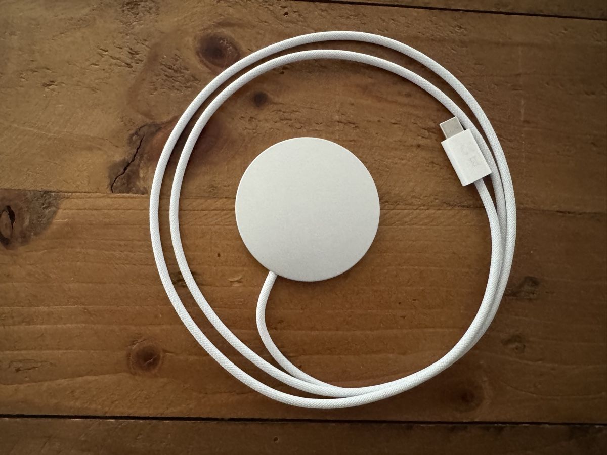 Apple Caricabatterie: Apple MagSafe Ladegerät USB-C (Kabel 1m) – Usato da Belp venduto da Kevin.02 1