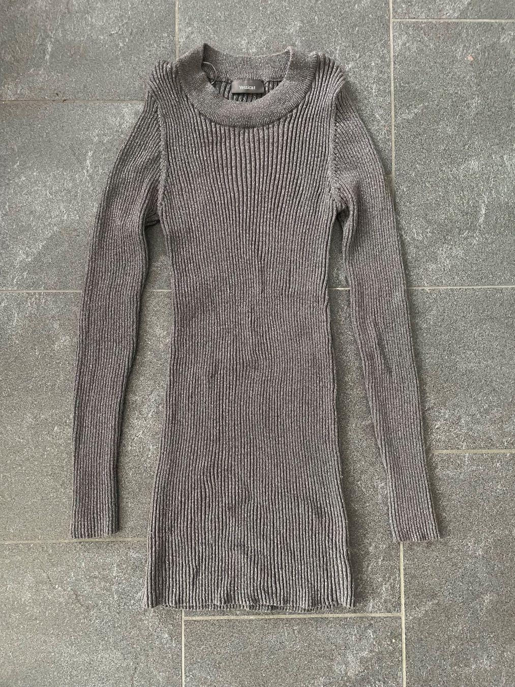 C&A Pulls & Sweat-shirts: Gr.S (M) Langpullover mit extra lang Ärmeln C&A – D'occasion à Kaltbrunn par mar_7jpc