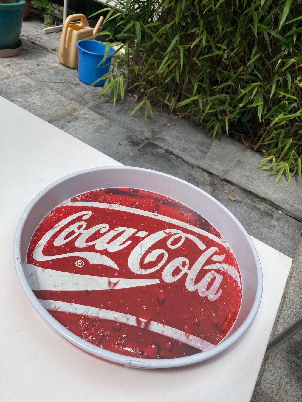 Piatti di portata: Tablett Coca Cola (retro) – Usato da Basel venduto da Tshabajuju