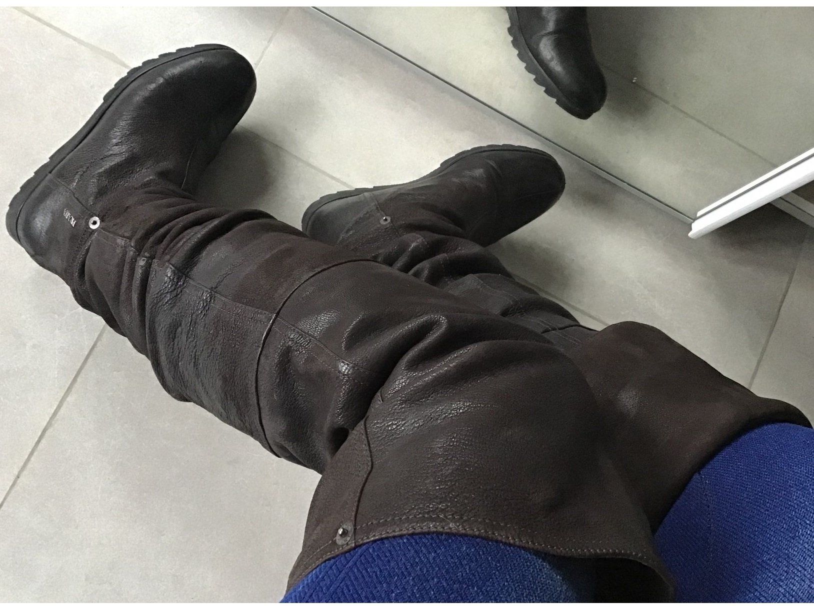 Prada Scarpe da donna: Cuissardes Overknees PRADA nubuck 37 – Usato da Cressier NE venduto da JPF_boots 1