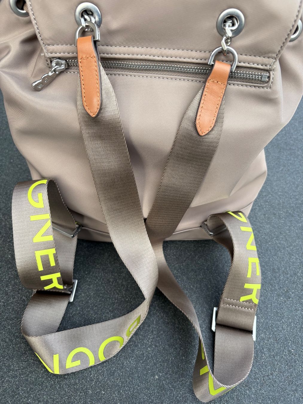 Bogner Zaini: NEUER City Rucksack von BOGNER – Nuovo (secondo la descrizione) da Uster venduto da pri_6r68 3