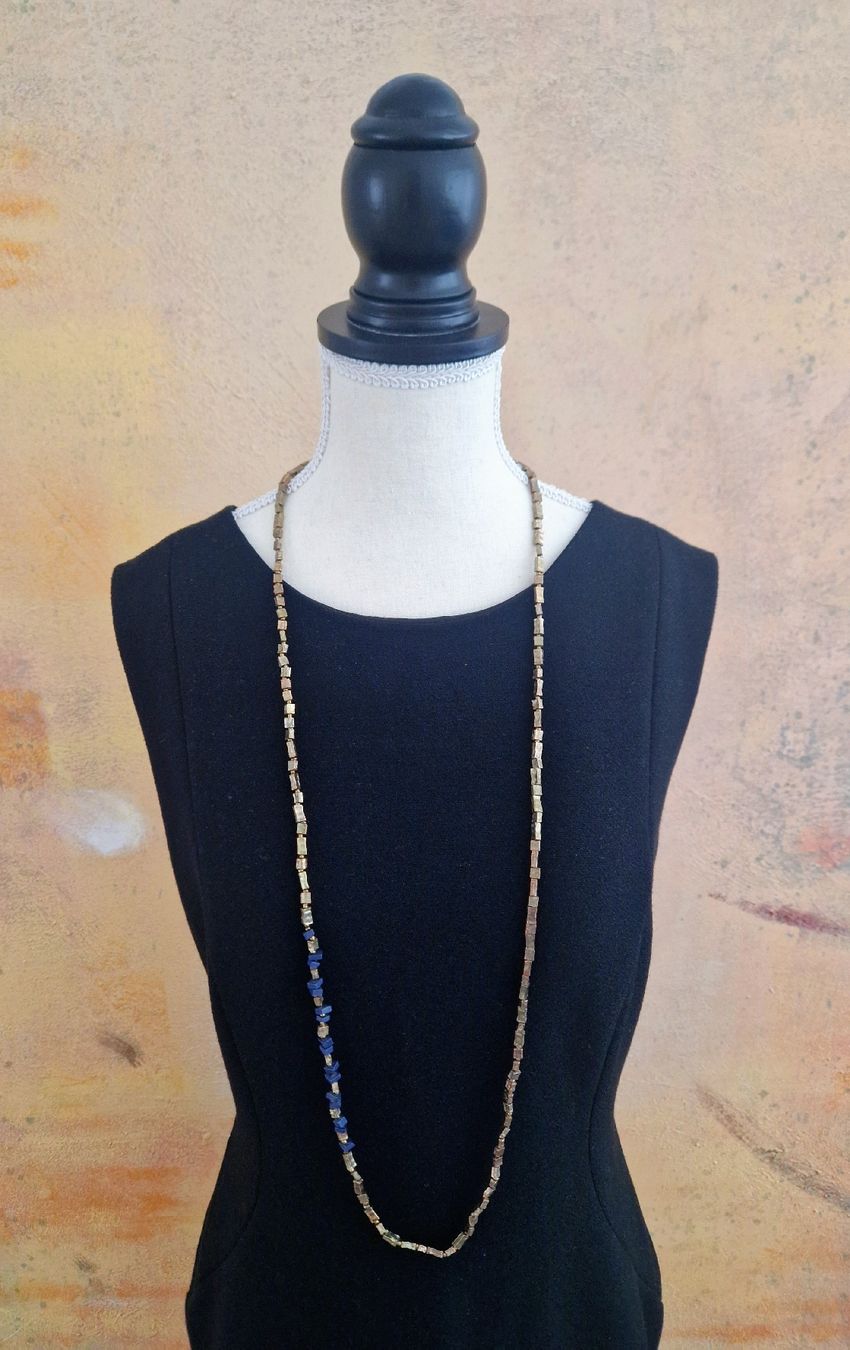 Catenine: Lang Kette in Blau-Gold – Usato da Horgen venduto da akkohappyshopping 4