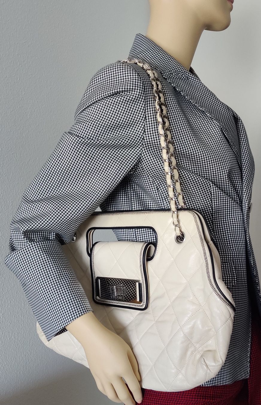 Chanel Borse da donna: CHANEL LEATHER SHOULDER HANDBAG – Usato da Zollikon venduto da ces-chic 1