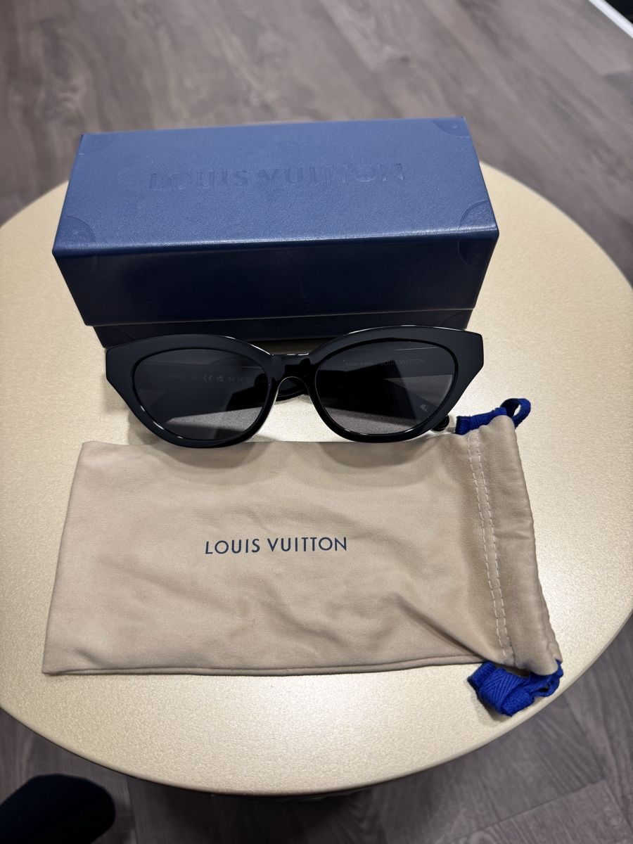 Louis Vuitton Occhiali & Lenti: Louis Vuitton Sunglasses - Black - never worn full complect – Nuovo (secondo la descrizione) da Thonex venduto da Lux_brands01 2
