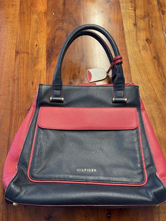 Tommy Hilfiger Ledertasche Handtasche schwarz rot