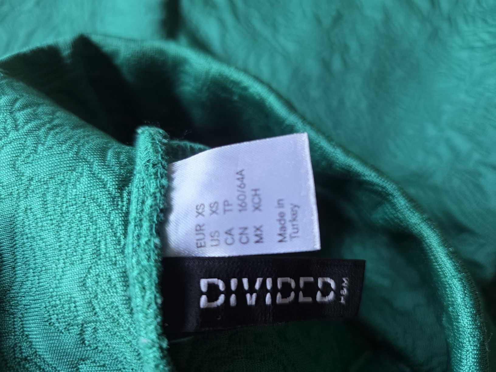 H&M Röcke: Minijupe verte H&M Divided, taille XS – Neu (gemäss Beschreibung) aus Crans-Montana von eli_57z8 1