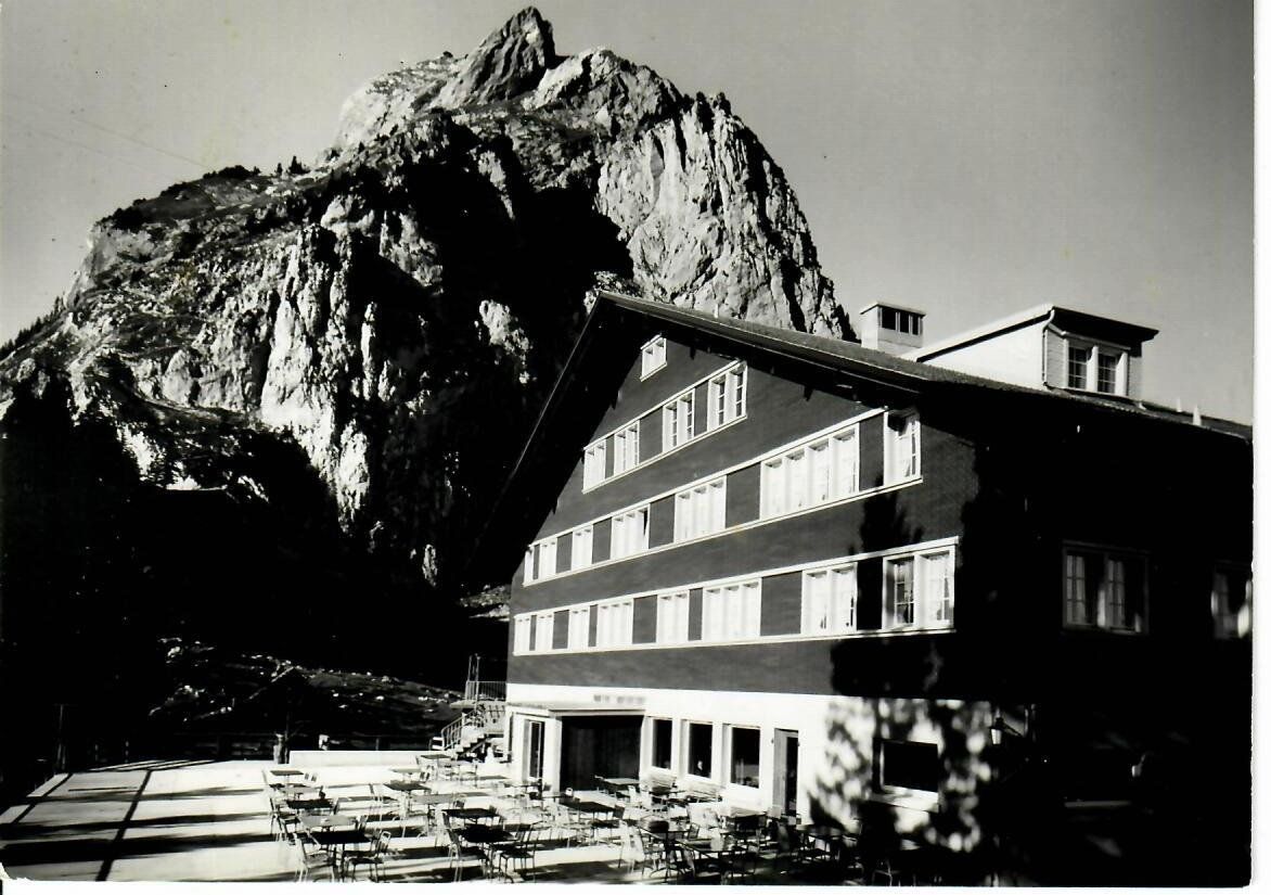 Cartoline postali: Neues Berggasthaus Holzegg SZ – Usato da Hochdorf venduto da Ziegel-16