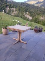 Massivholz Tisch Eiche, ausziehbar  90 x 90/120 cm
