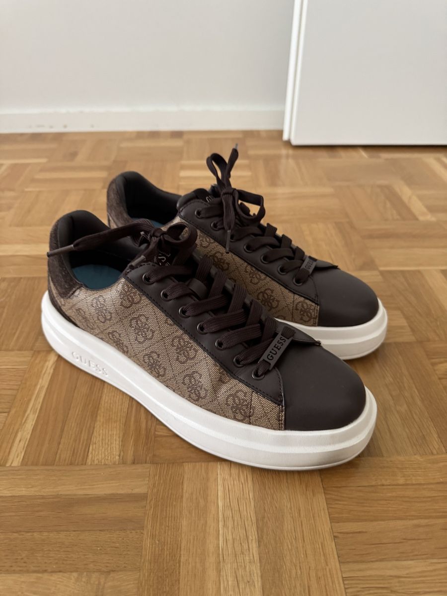 Guess Scarpe da uomo: Guess Schuhe – Nuovo (secondo la descrizione) da Bäch SZ venduto da edo_9m62 1