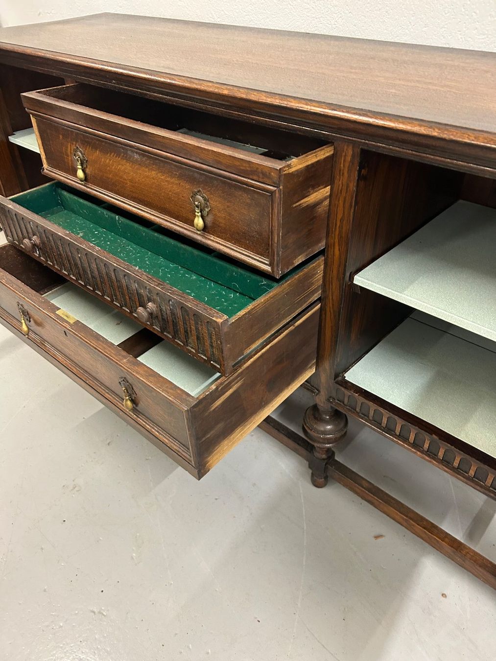 Kommoden: Sideboard / Anrichte Viktorianisch Eiche ca. um 1900 – Gebraucht aus Zürich von Levelart 5