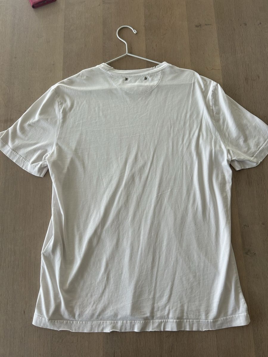 Golden Goose T-Shirts: Golden Goose T-Shirt – Gebraucht aus Meilen von Namaycus 2