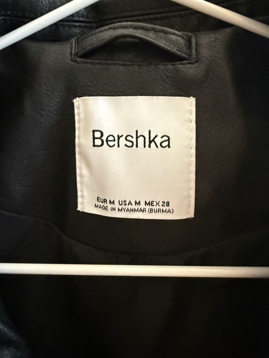 Bershka Jacken: Kunstlederjacke M Bershka – Gebraucht aus Winterthur von adi_sqz 2