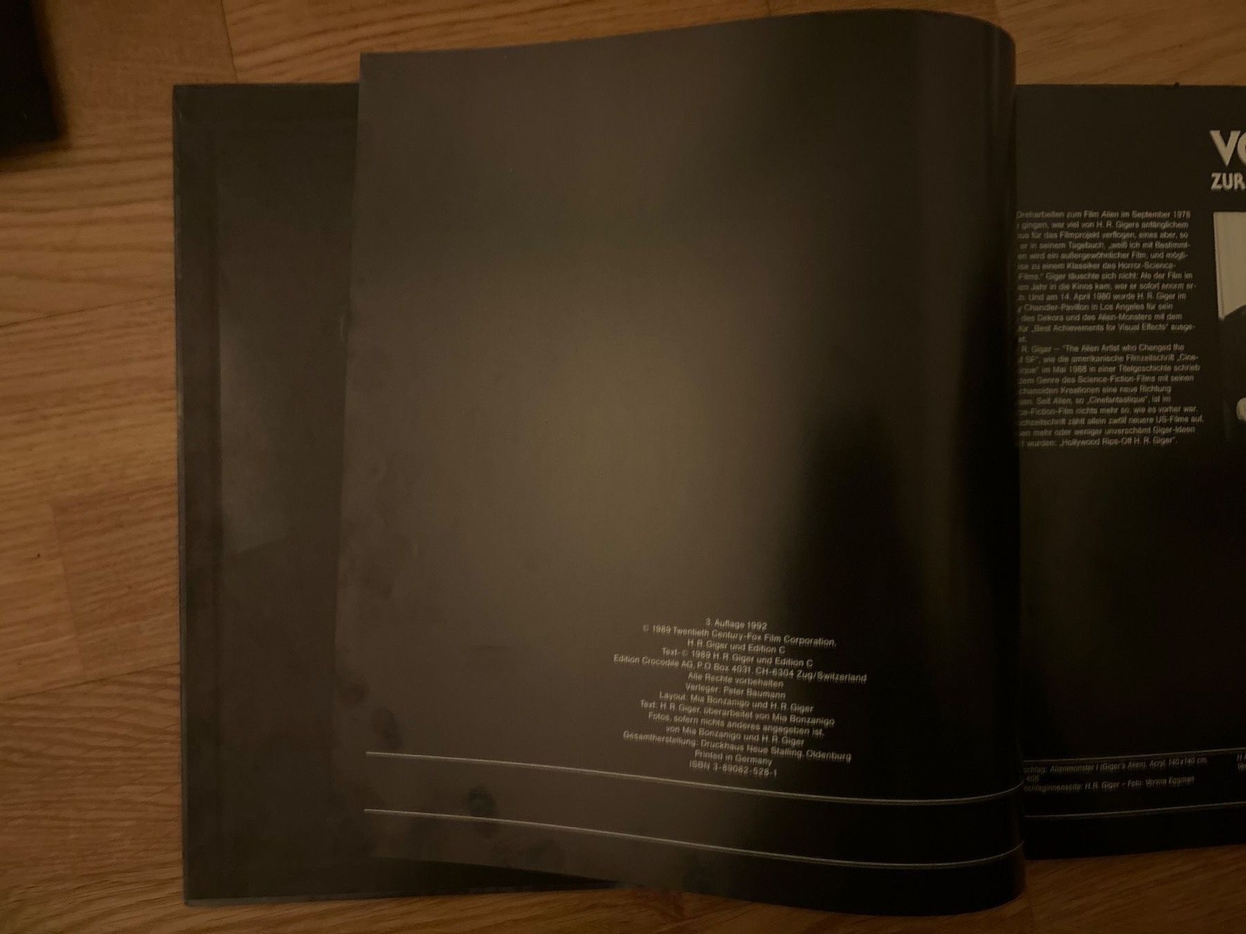 Bücher: Hr.giger‘s Alien filmdesign – Gebraucht aus Zürich von  1