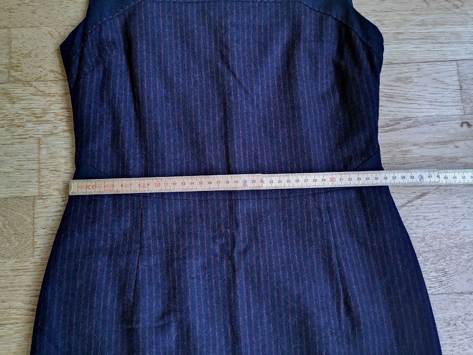 Tommy Hilfiger Vestiti: Wollkleid von Tommy Hilfiger – Usato da Uerikon venduto da pink_flamingo 8