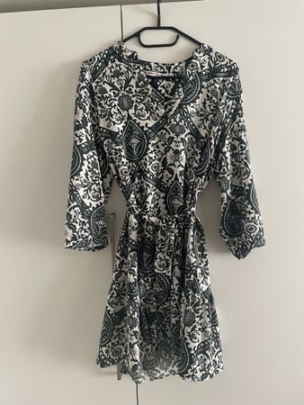 ONLY Kleid Gr. M Sommerkleid